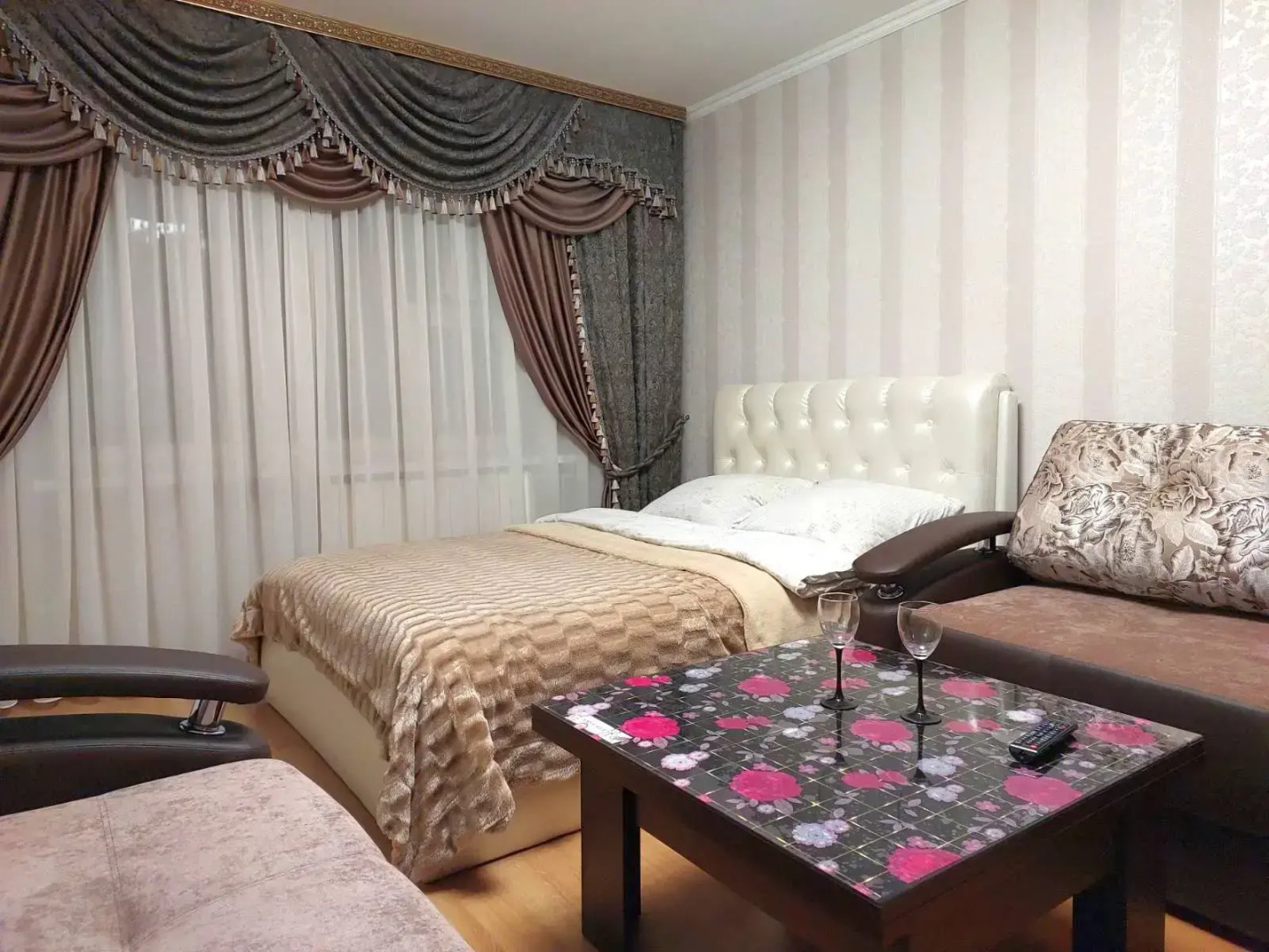 Апартаменты Просторная квартира в центре города