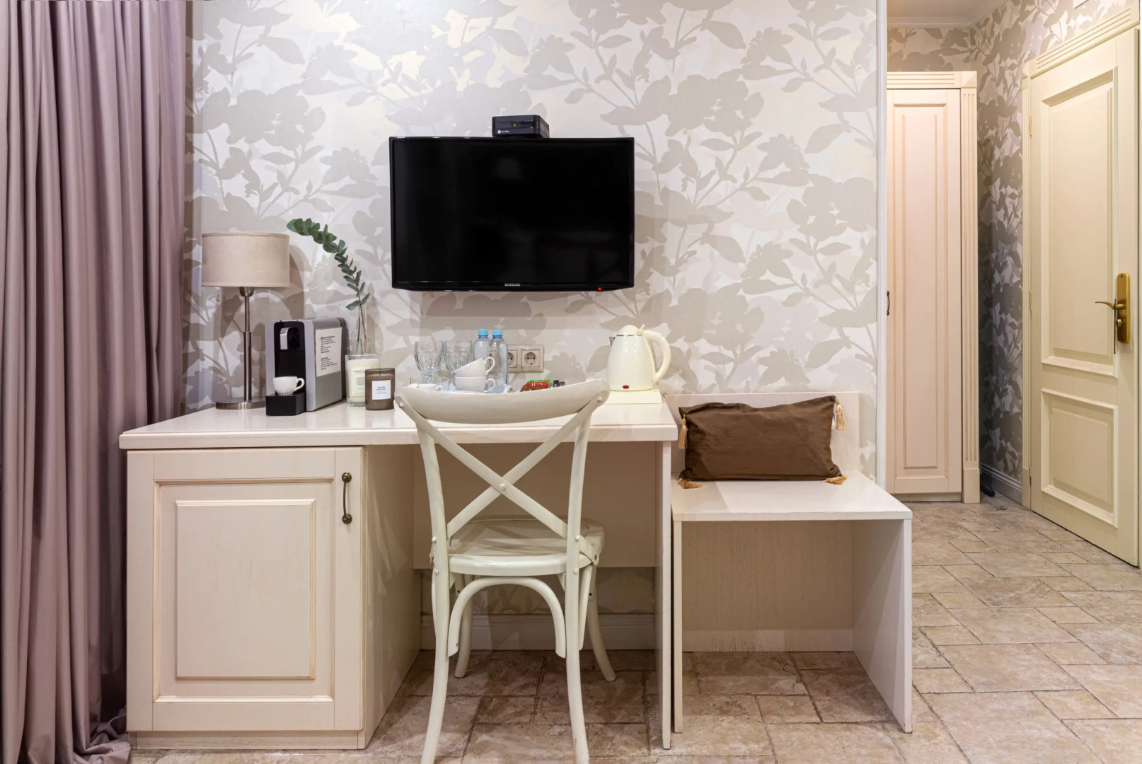 Отель Де Пари