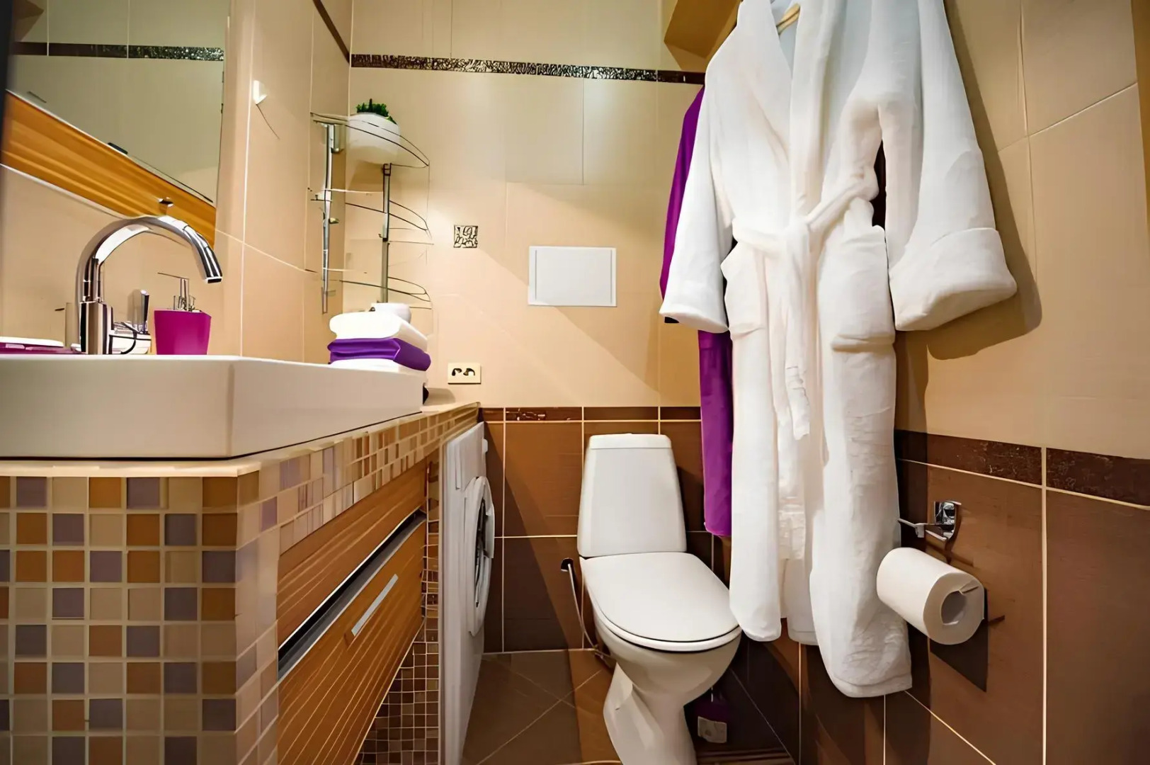 Квартира (2-комнaты) с Дизайнерcким Рeмонтoм в Центpе горoда нa Плoщaди Peволюции