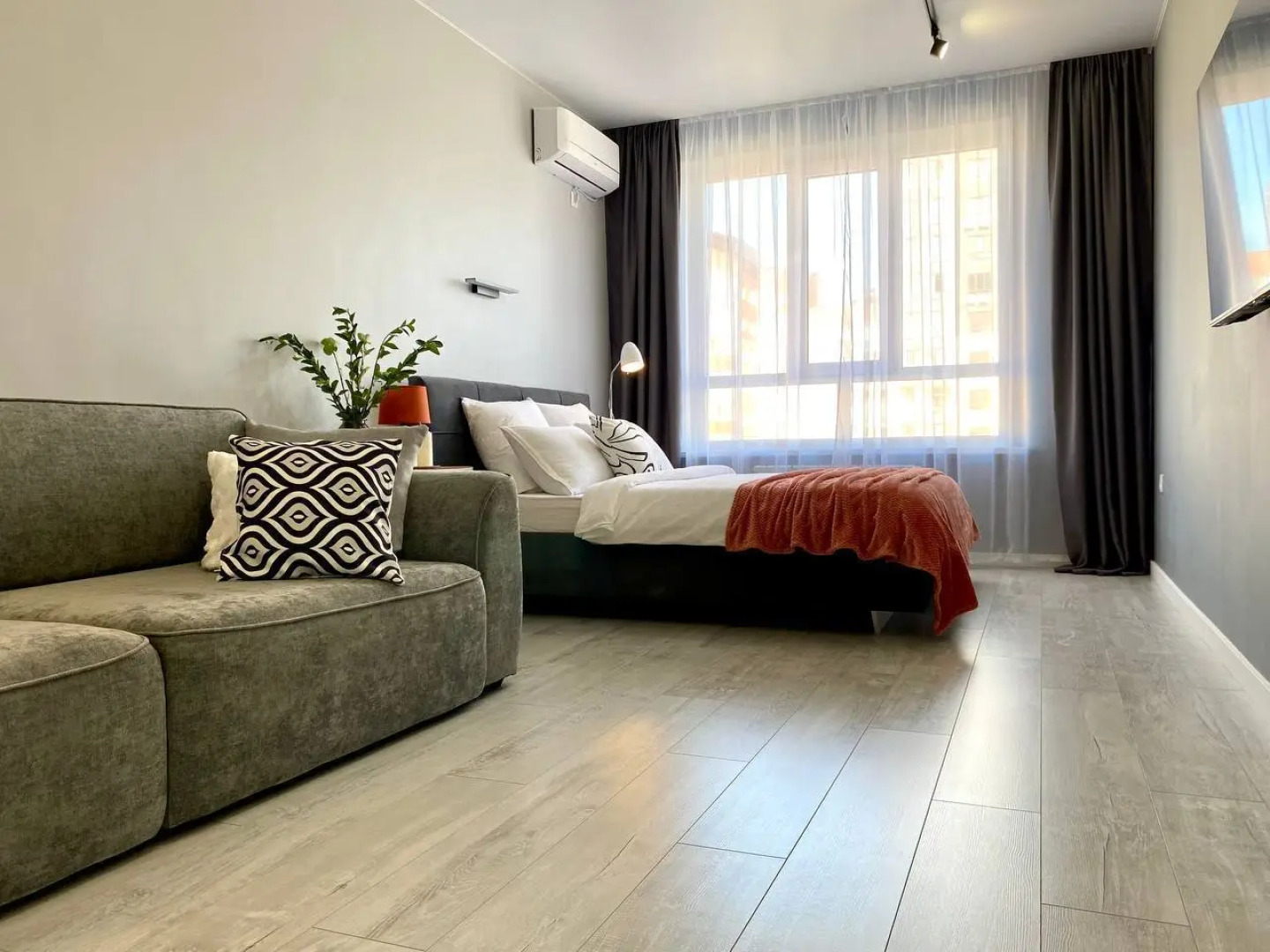 Квартира Девушка и Журавль от Vgosti61