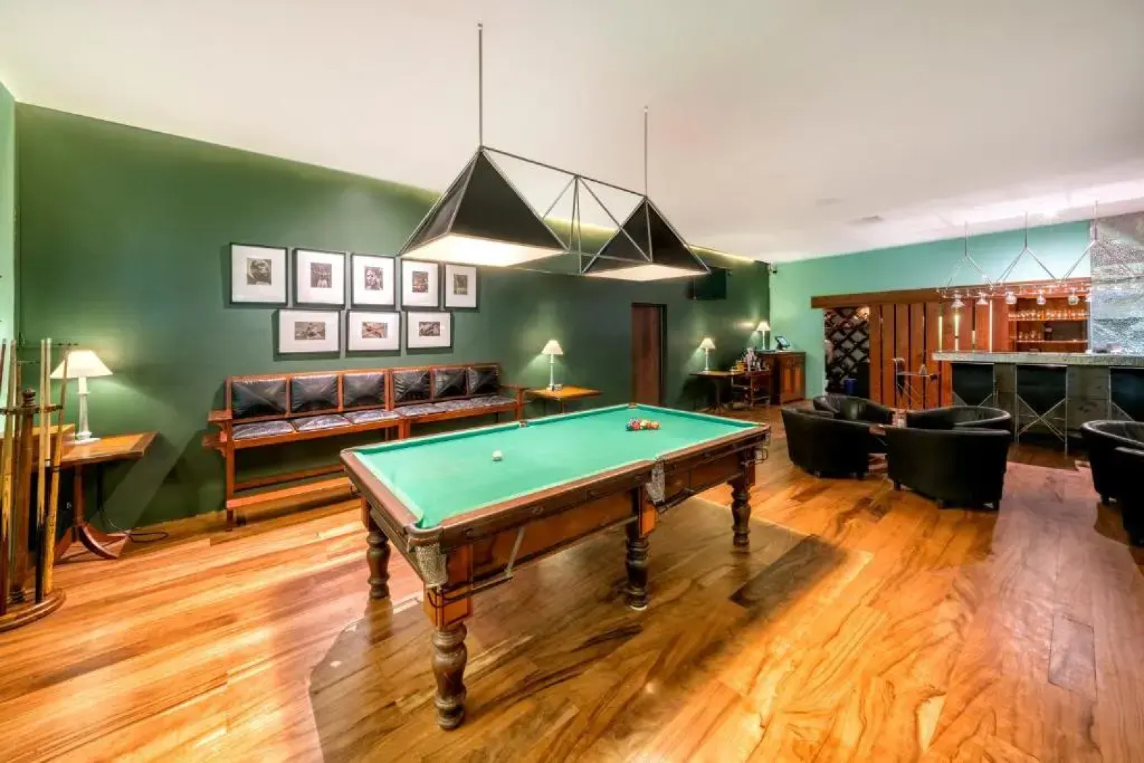 Курортный отель The Blue Water - Bawa Heritage - City Resort Hotel