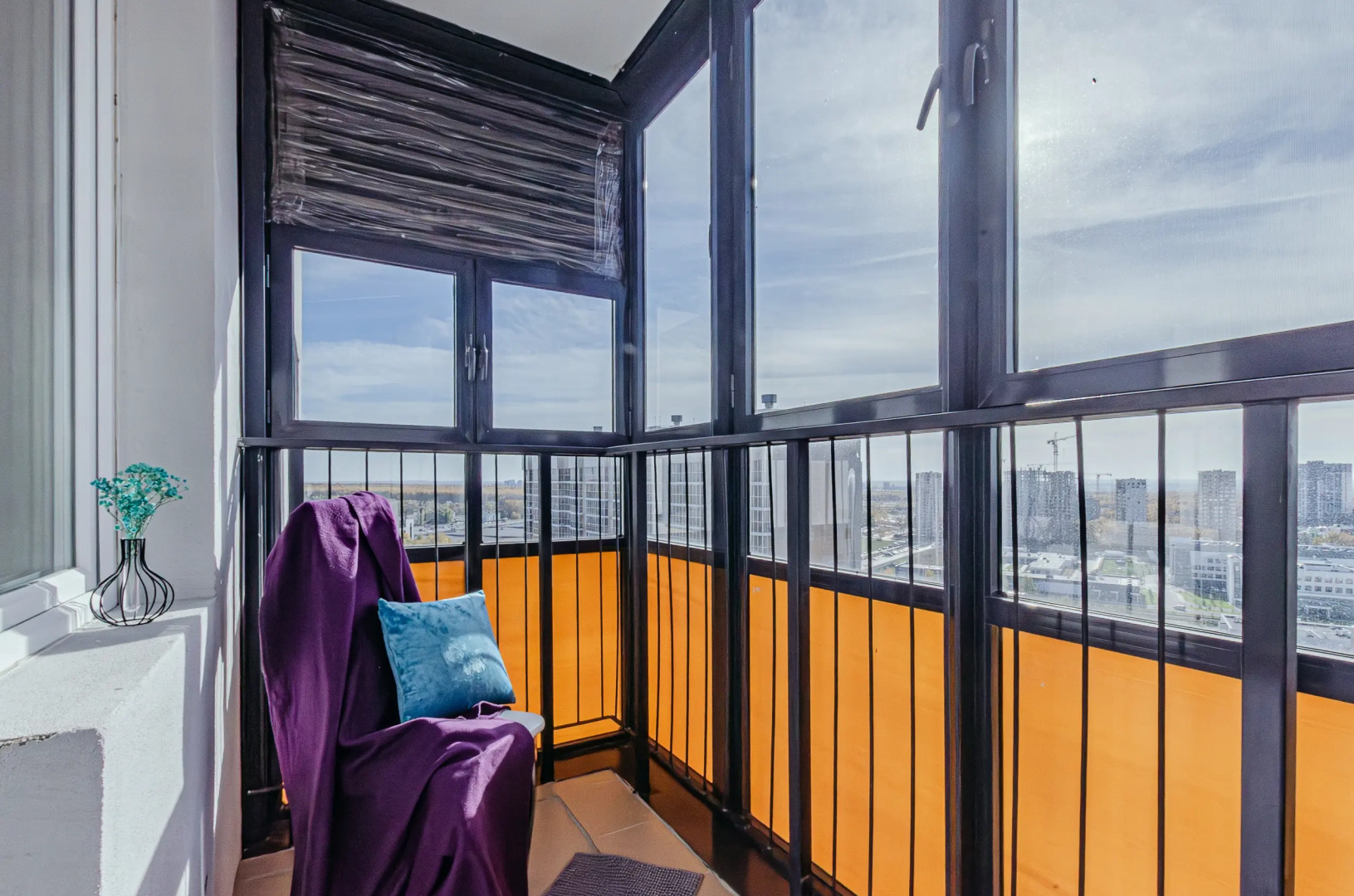 Квартира Уютная квартира в новом современном жилом комплексе