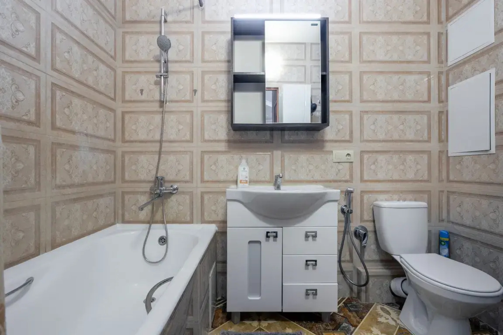 Квартира 6 MaxRealty24 Molodezhnaya 7/1