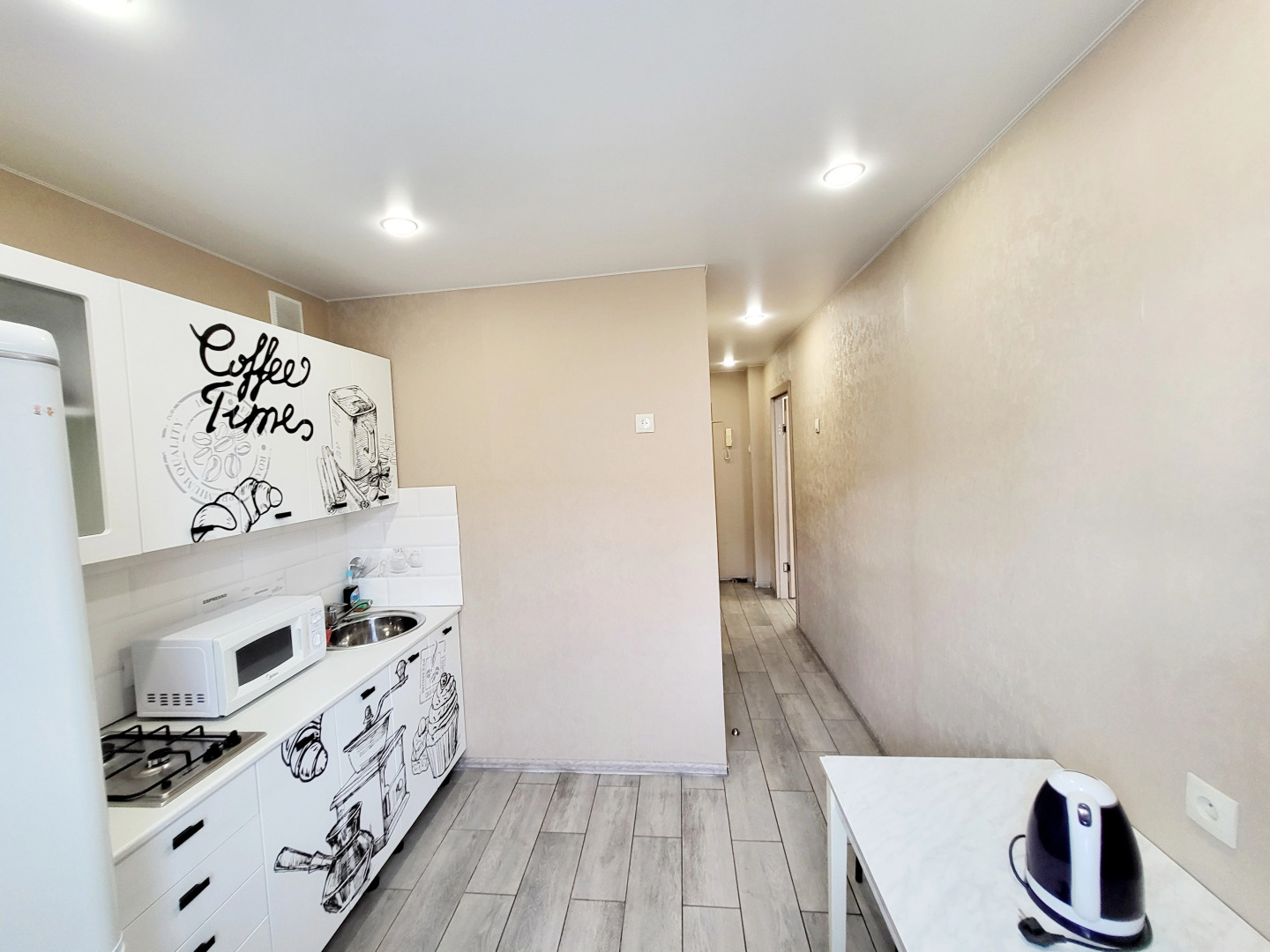 Апартаменты Б. Октябрьская 120