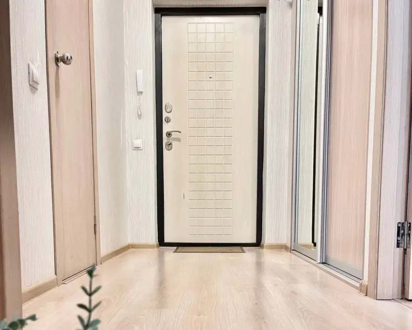 Апартаменты На Революции 52В