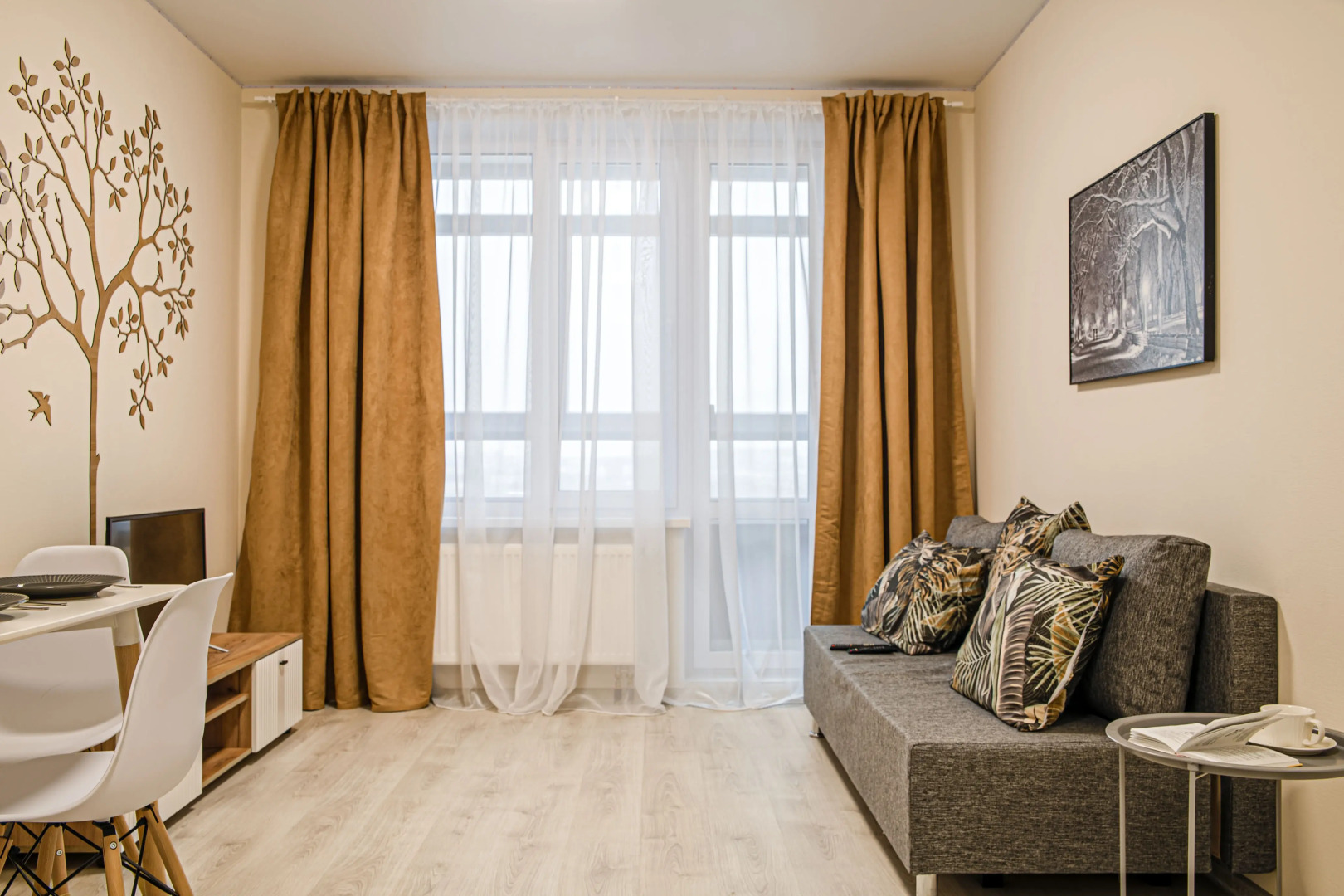 Апартаменты SunSet Хохлова 7