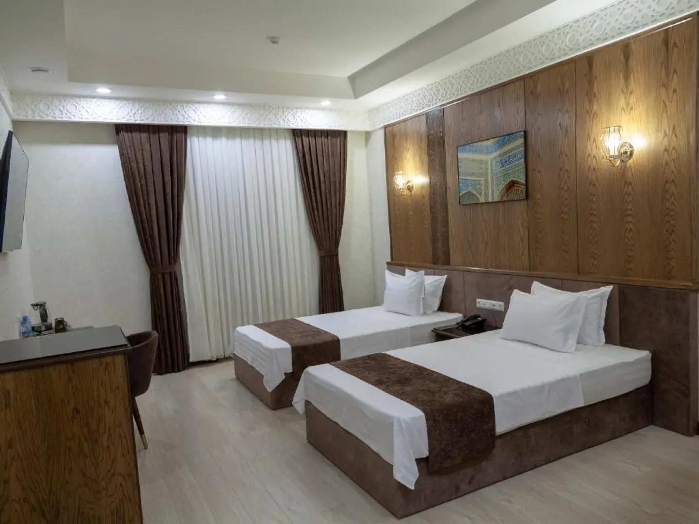 Отель Paradise Plaza Luxury