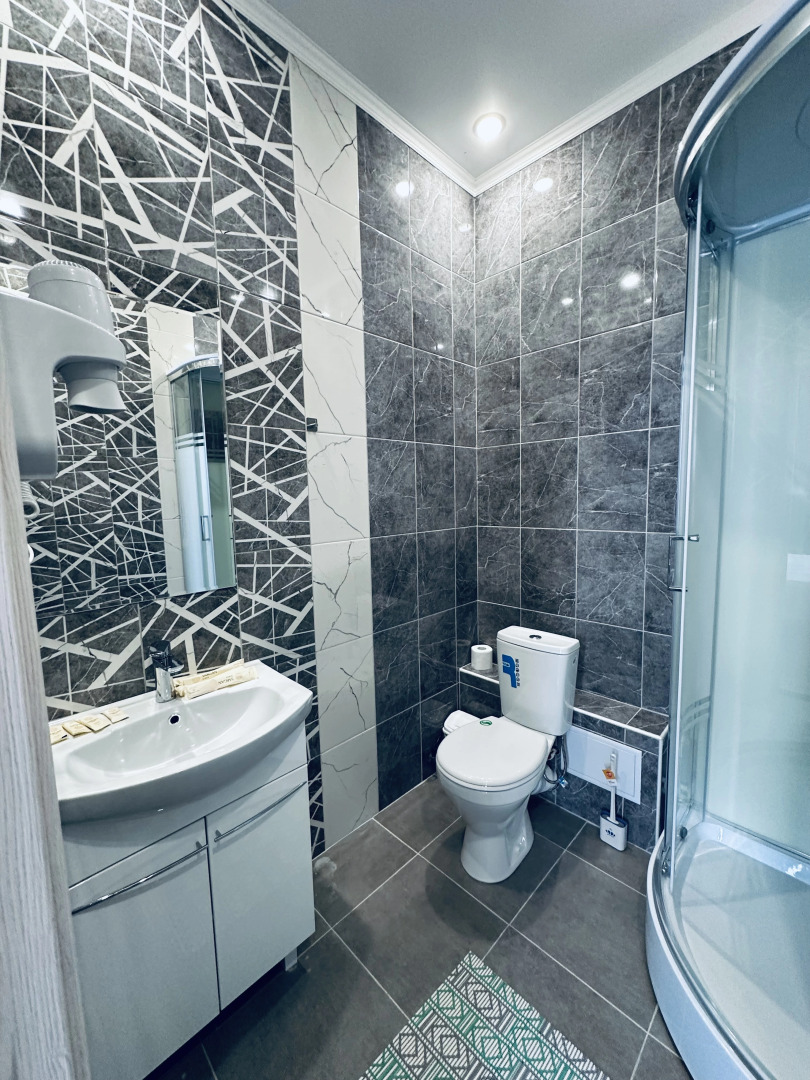 Отель 104 Rooms