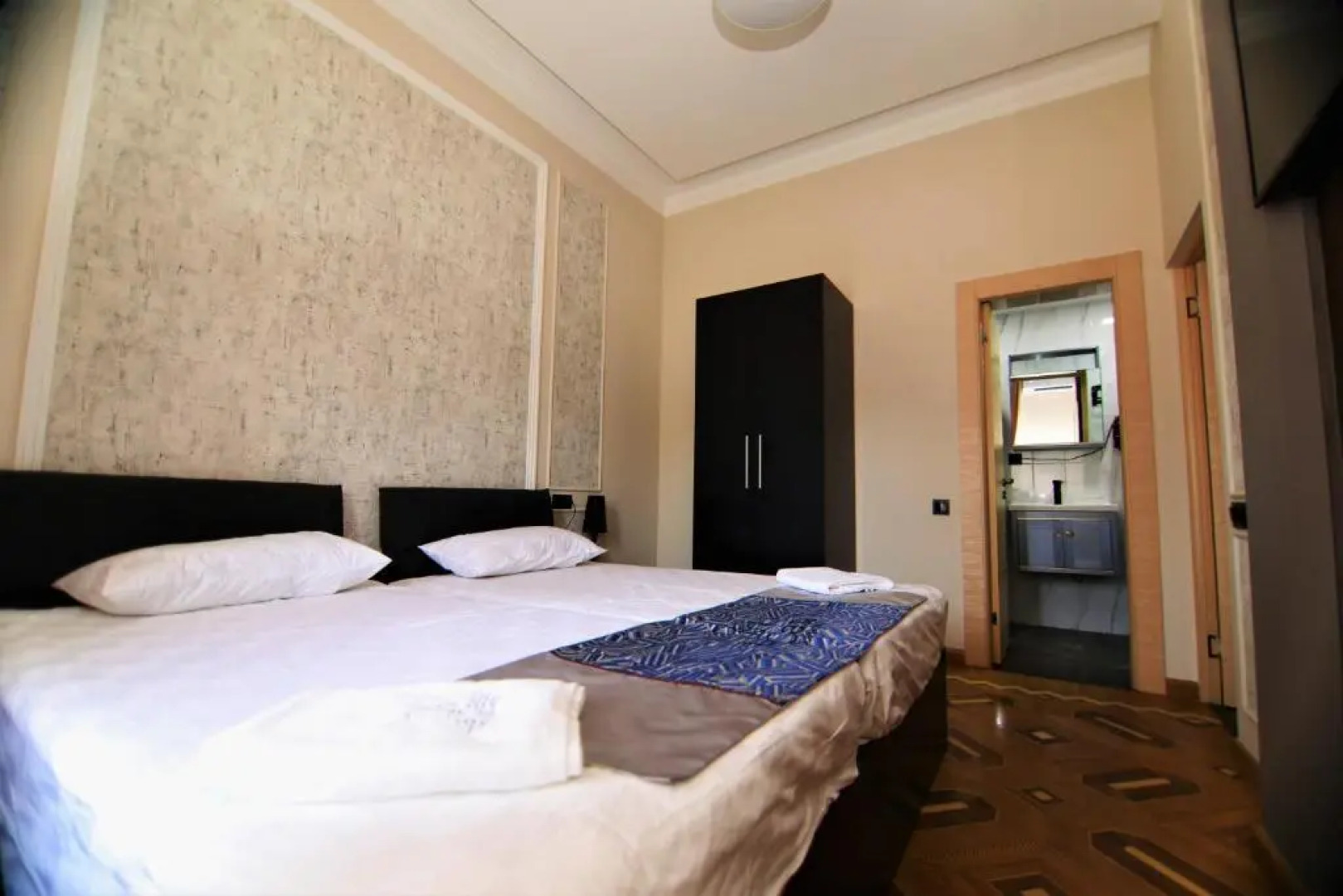 Отель La Casa Yerevan