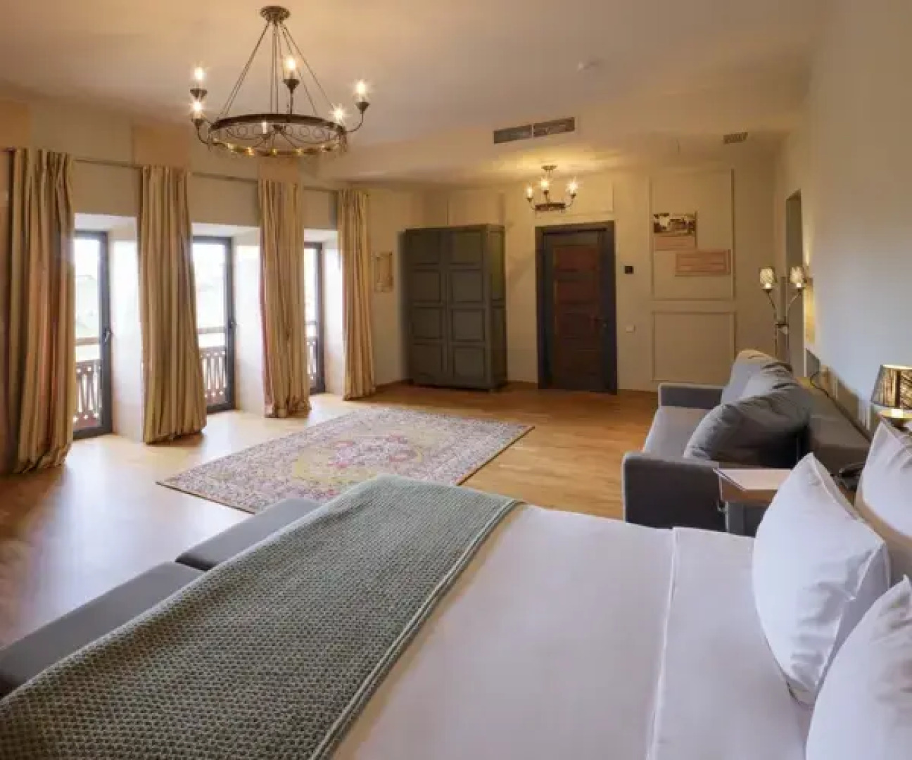 Априкот Отель Ереван