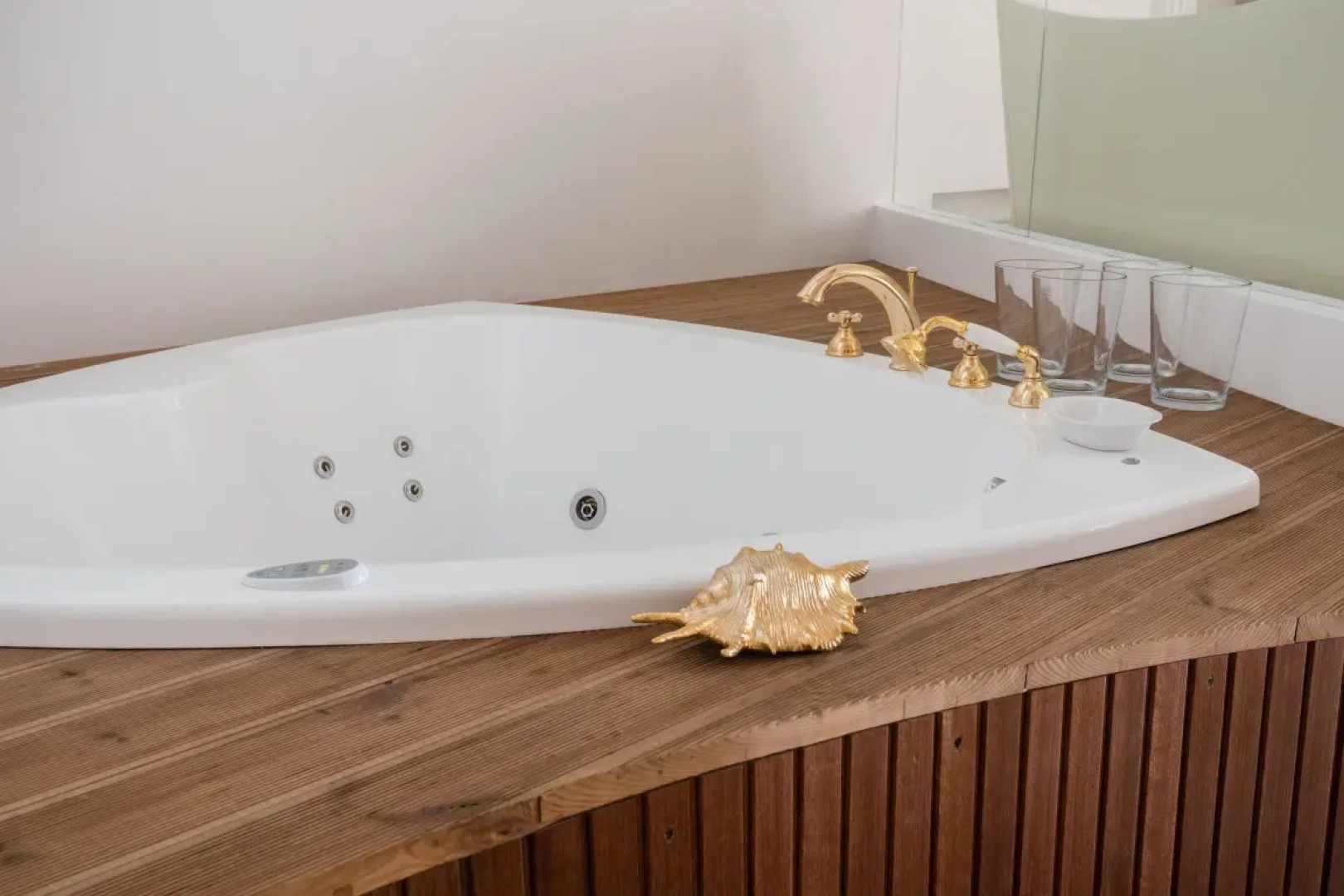 Апартаменты a.m. Rooms Neva Jacuzzi (Angliyskaya Naberezhnaya)