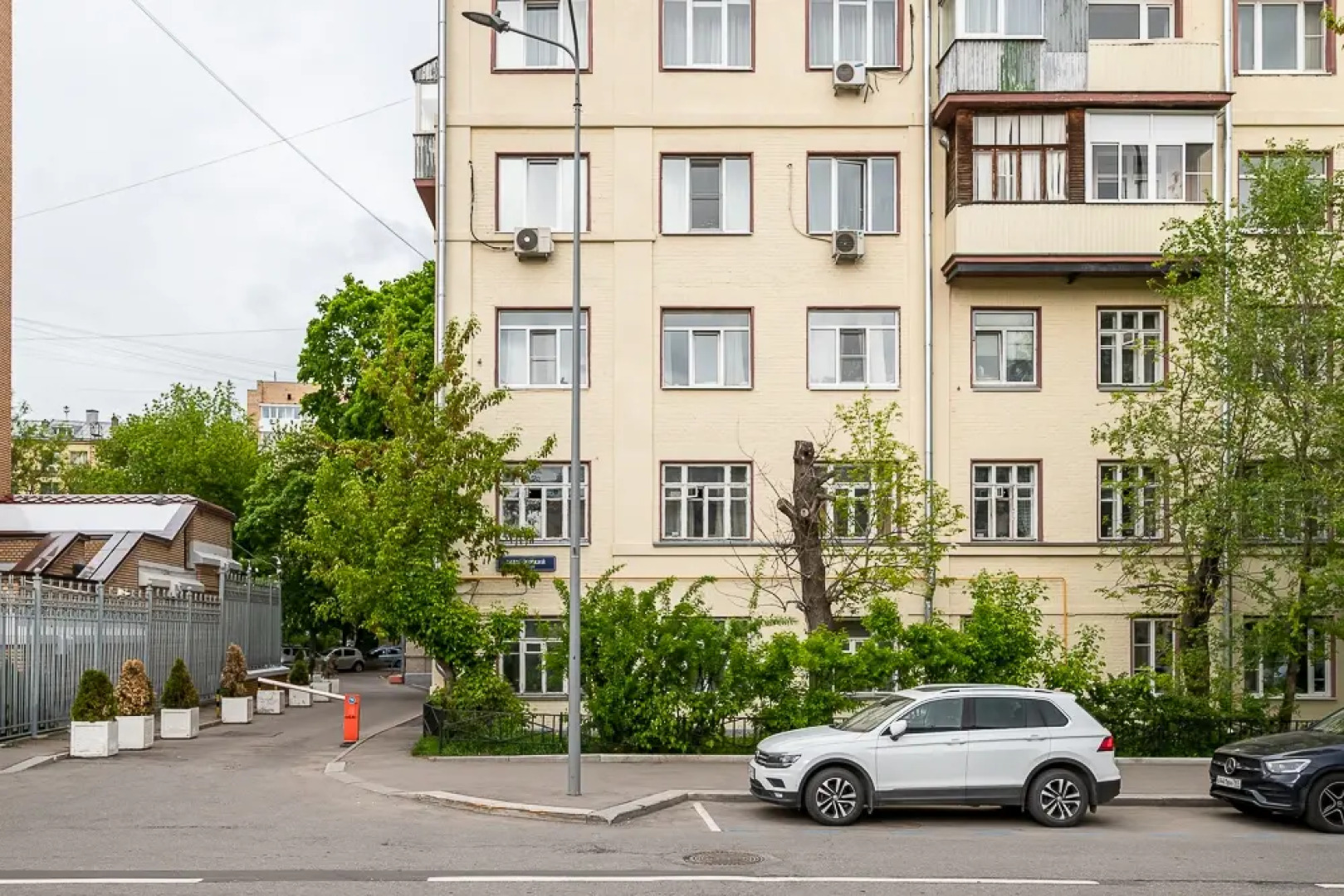 Апартаменты Кварт-Отель, Комсомольский пр-т, 14/1, корп. 1