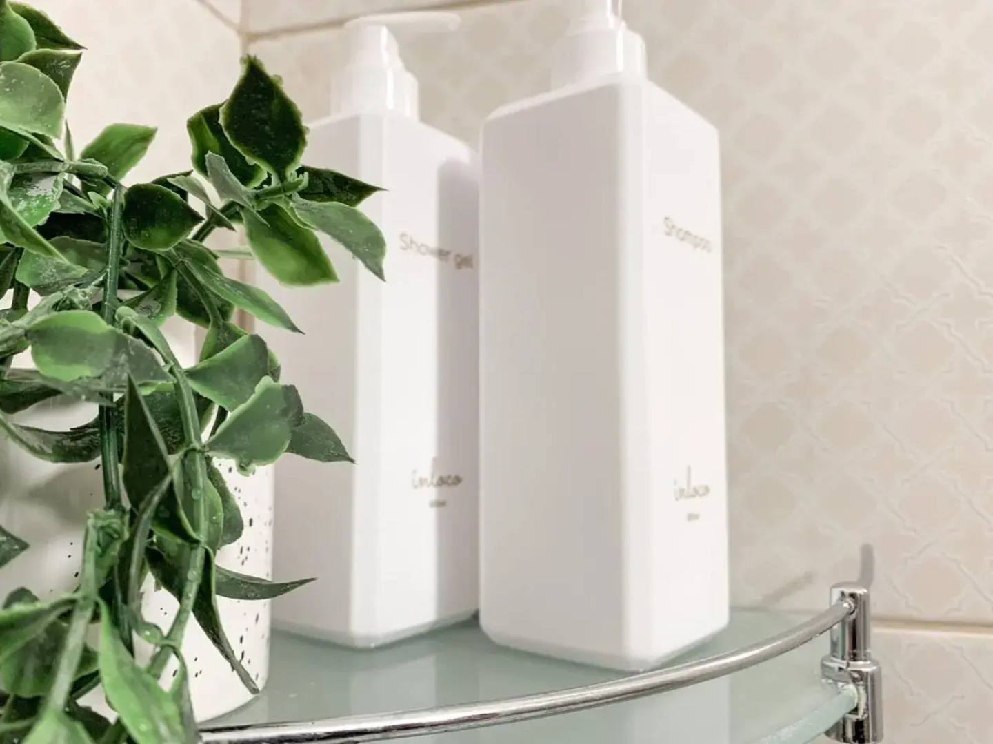 Квартира на Тополиной аллее с просторной кухней