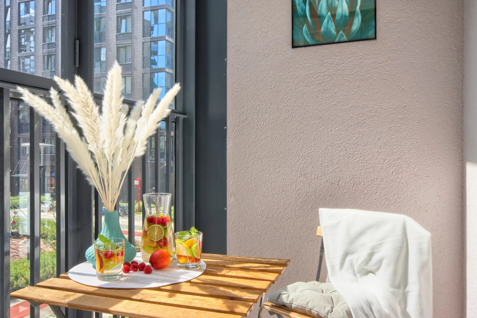 Квартира Пространство Бирюзовый Треугольник