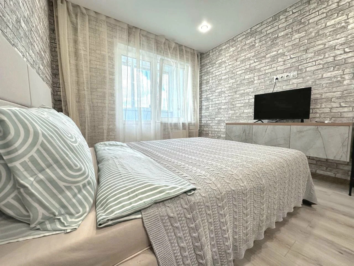 Квартира Однокомнатная студия на Тухачевского