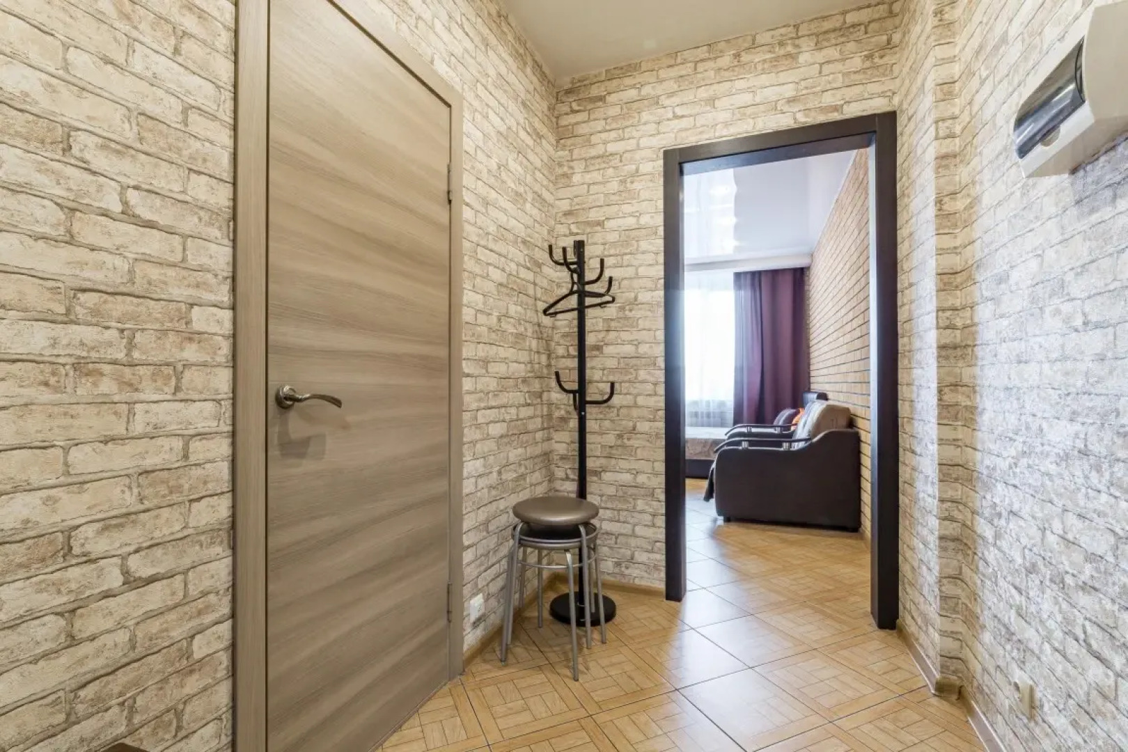 Апартаменты Глобус на Крестинского 35 (5)