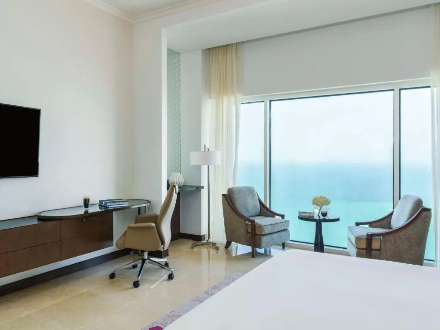 Отель Rixos Marina Abu Dhabi