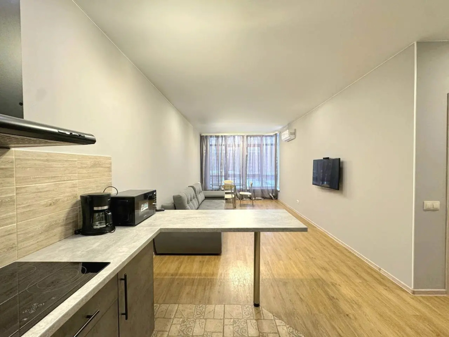 Квартира трехкомнатная на Притомском рядом с Кадетским училищем