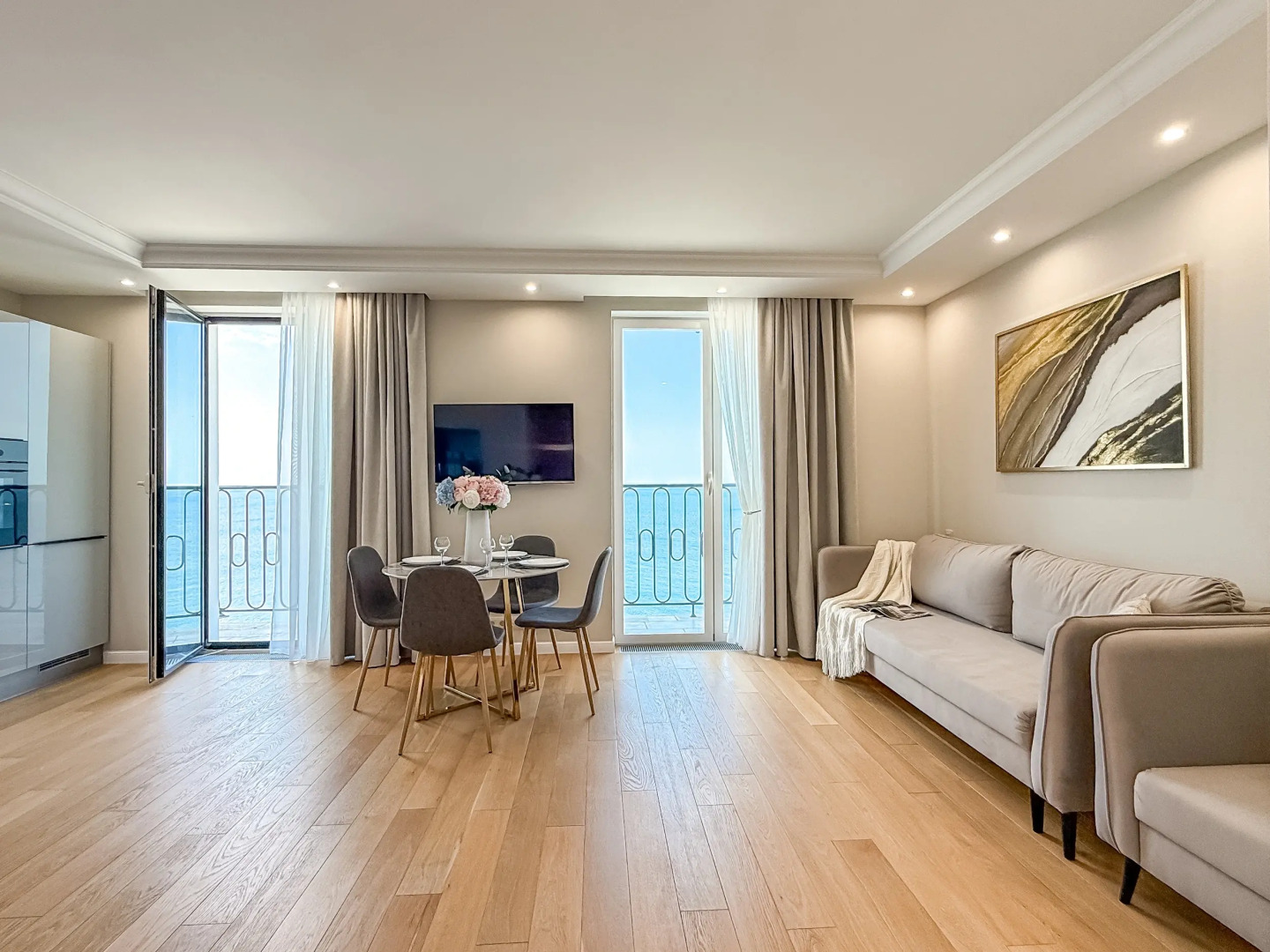 Апартаменты Монако 24 ЖК Граф Толстой 311