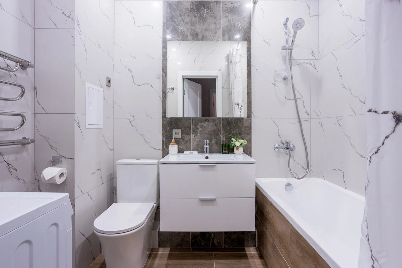 Апартаменты LikeHome Сапфир вблизи парка Галицкого