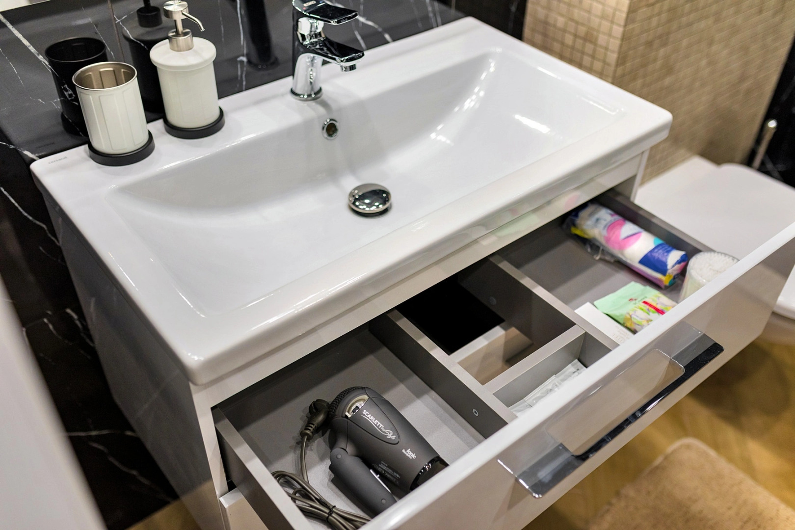 Квартира  Двухкомнатная с Видом на Море и Горы ЖК Изумрудный город до 4 человек