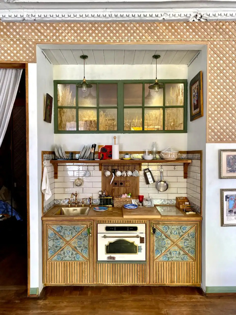 Апартаменты Дом с витражом