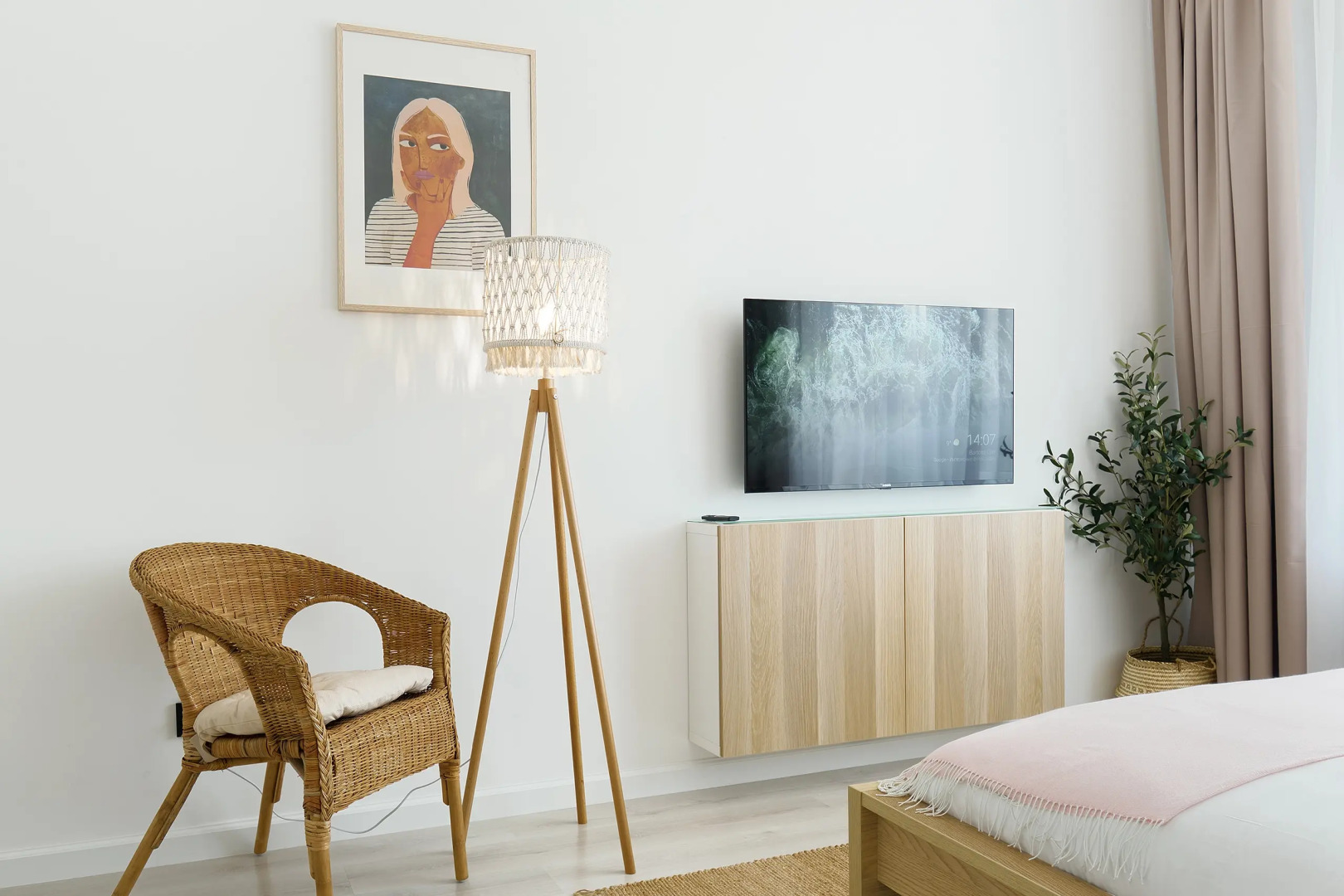 Апартаменты F-Apart с видом на небоскрёб Лахта в стильном интерьере