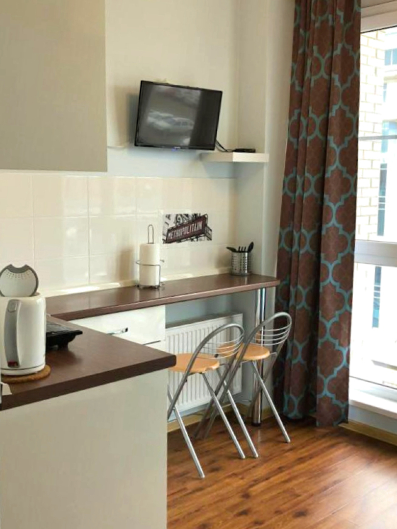 Апартаменты Маленькая студия с большим панорамным окном