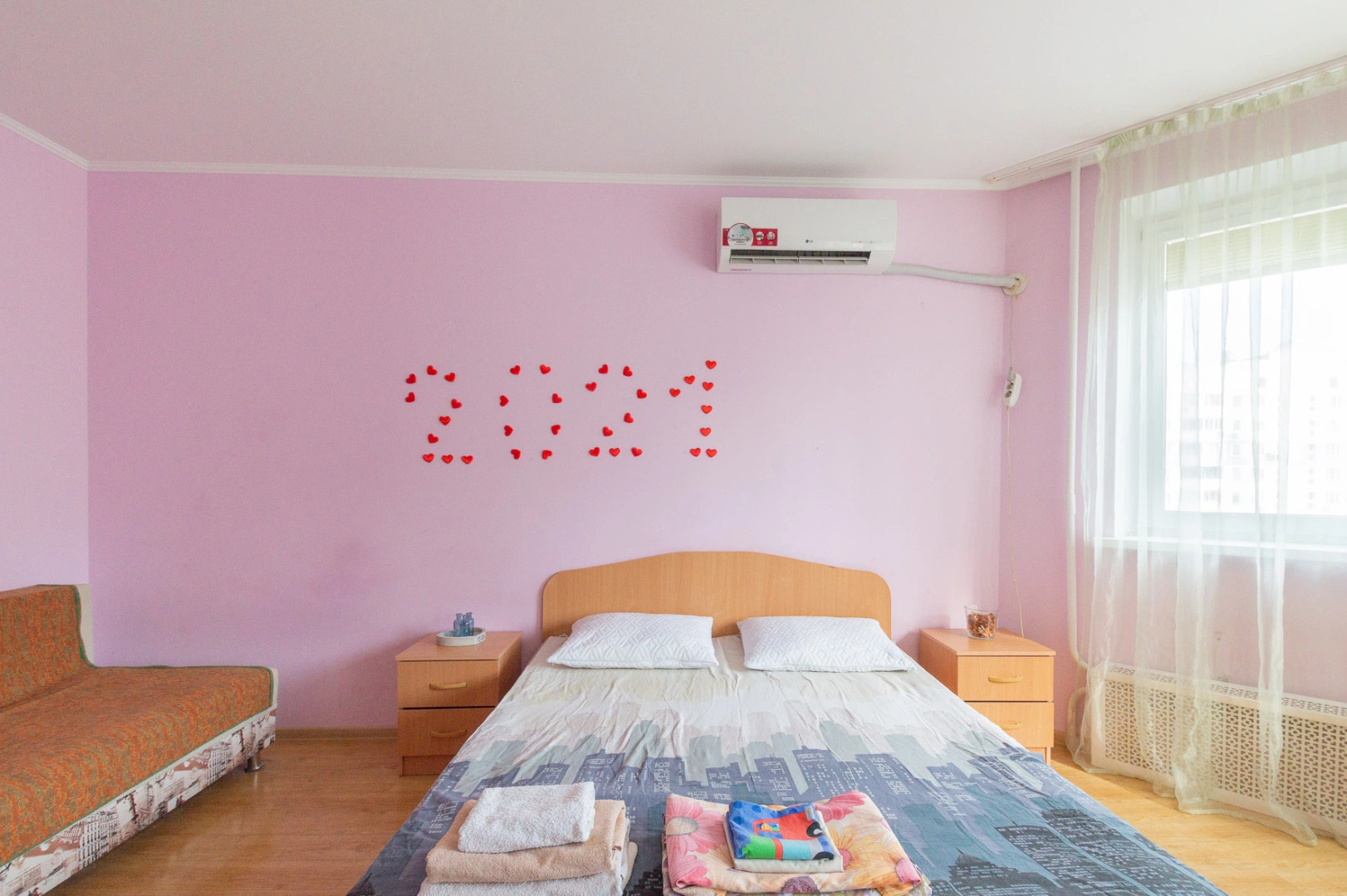 Апартаменты Истоман 2+2 с видом на город