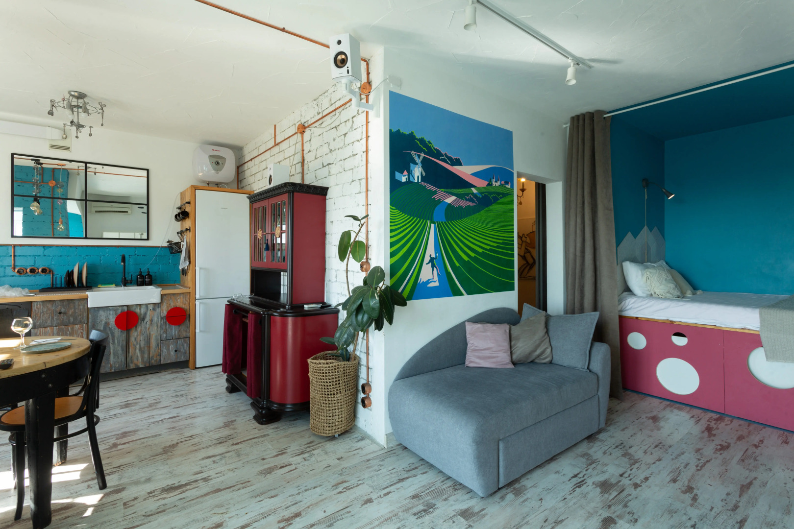 Апартаменты «Атмосфера» | Безумное Чаепитие — Сказка С Настоящим Комфортом