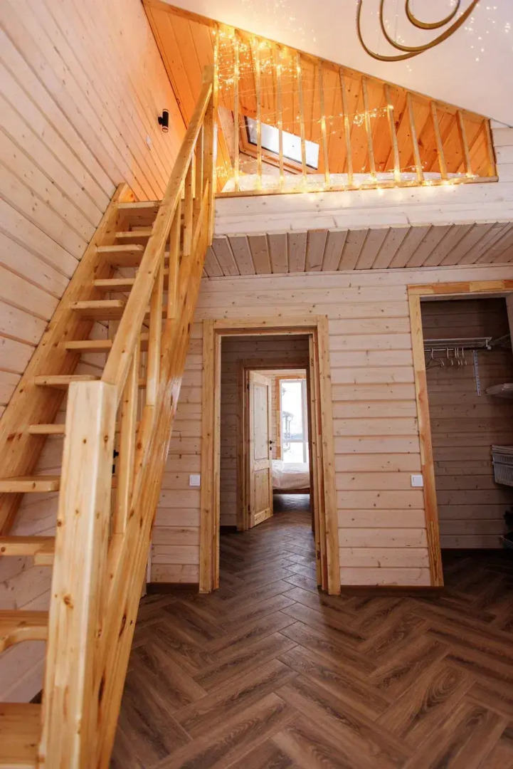 Частный дом Традиция отдыха - дом у озера c баней и купелью