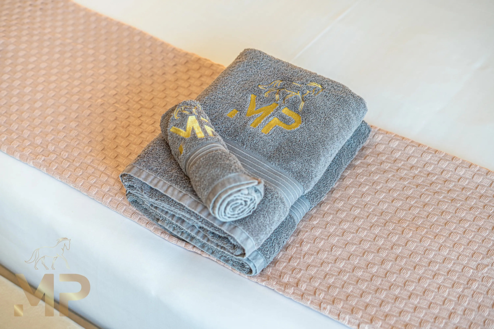 Апартаменты Marco Polo - Enjoy Marina views from a cozy 1BR in Dubai Marina