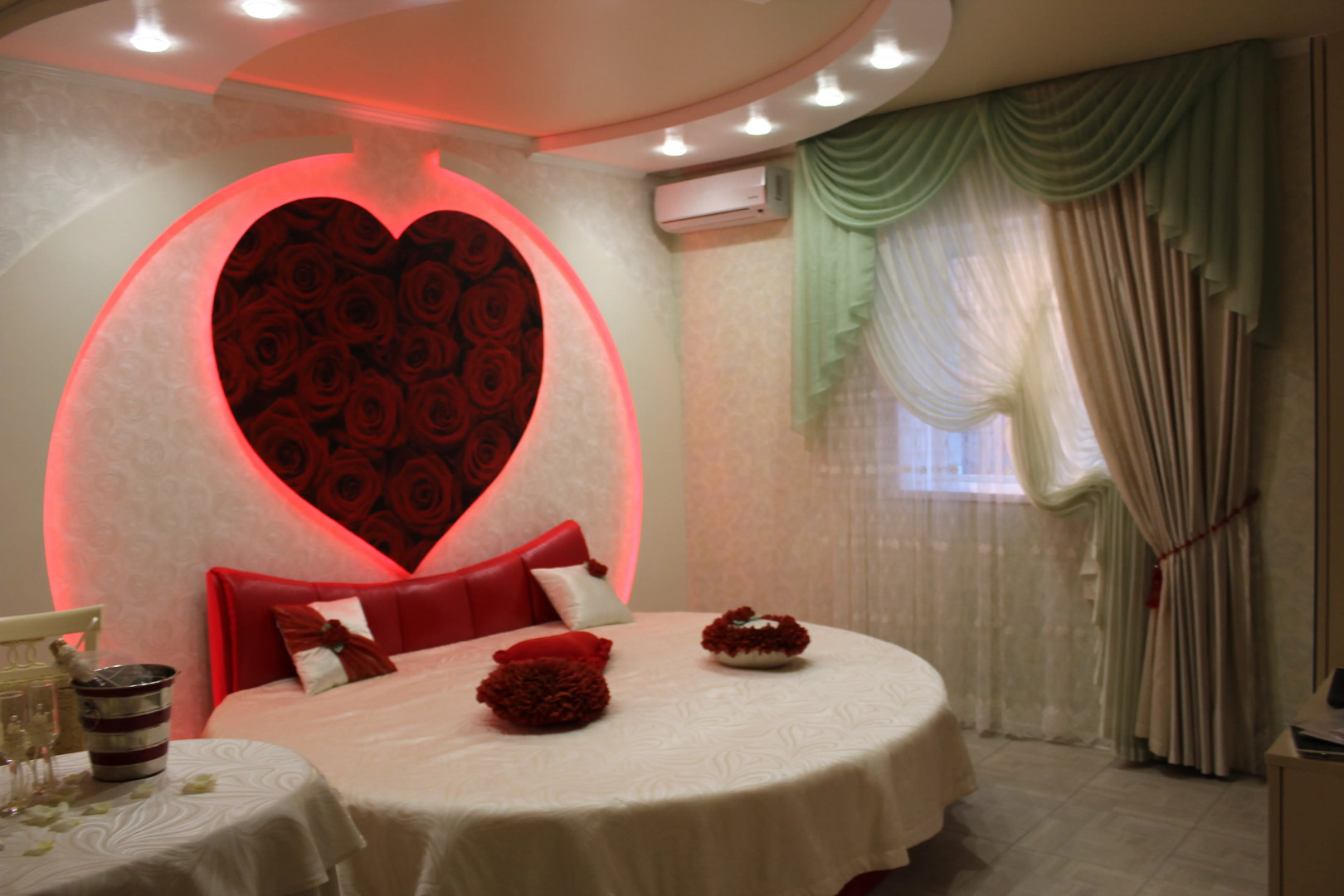 Отель Сафари