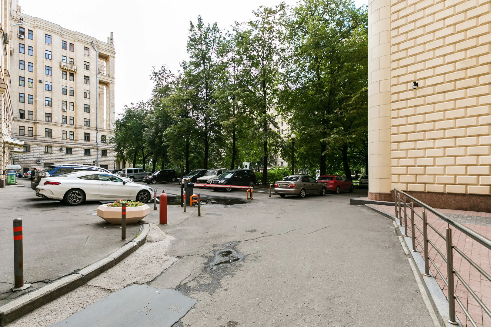 Historical tower on Kutuzovsky
