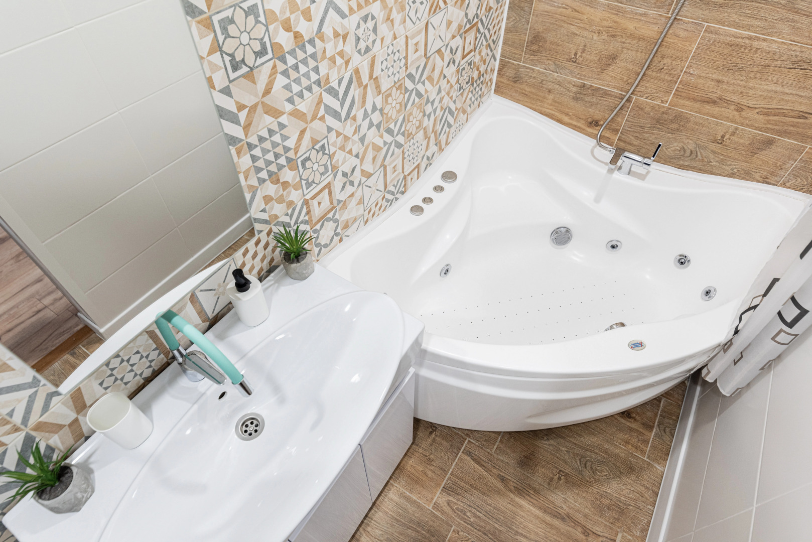 Апартаменты Новые с угловой ванной