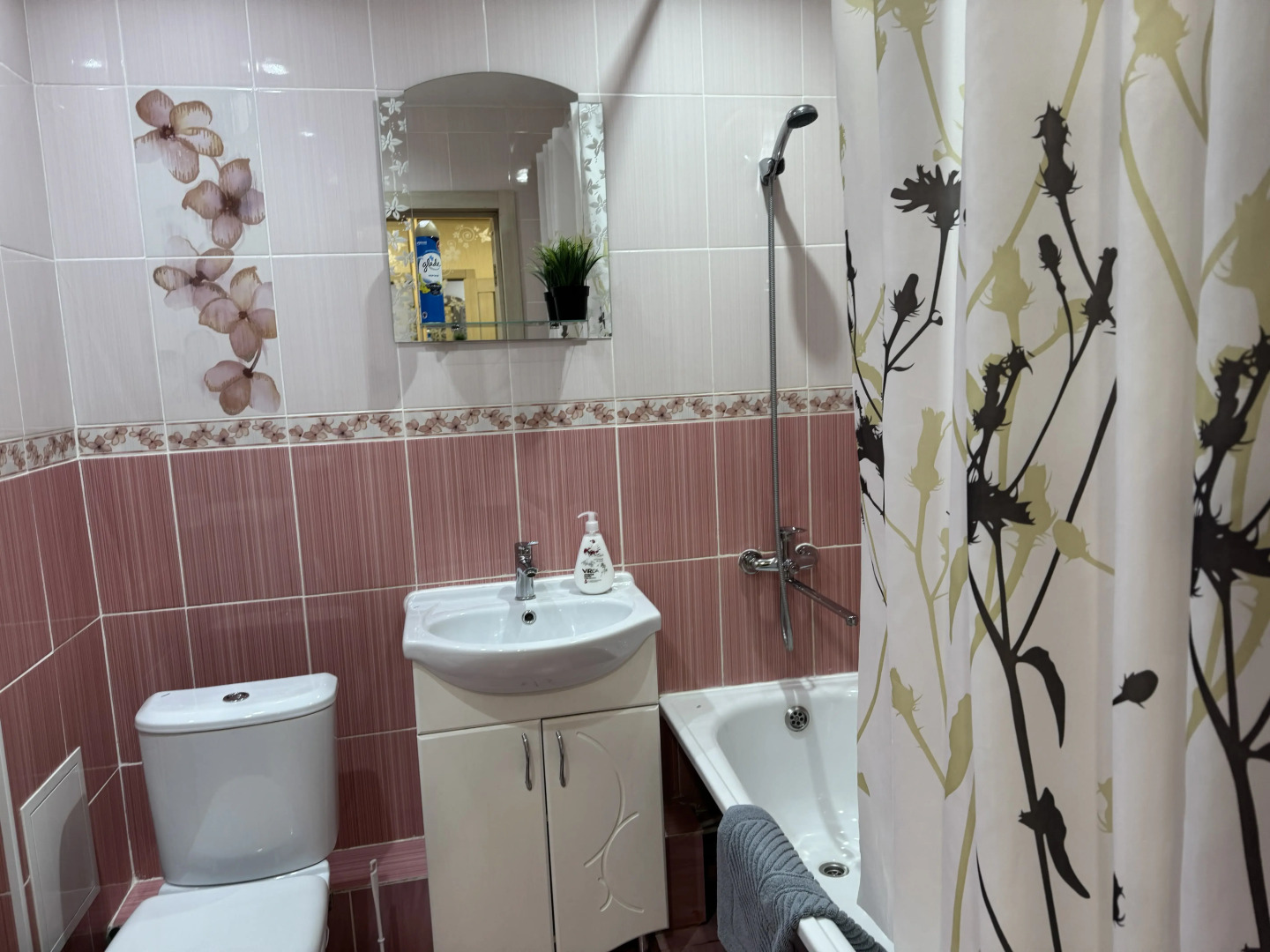 Квартира уютная студия с домашней атмосферой