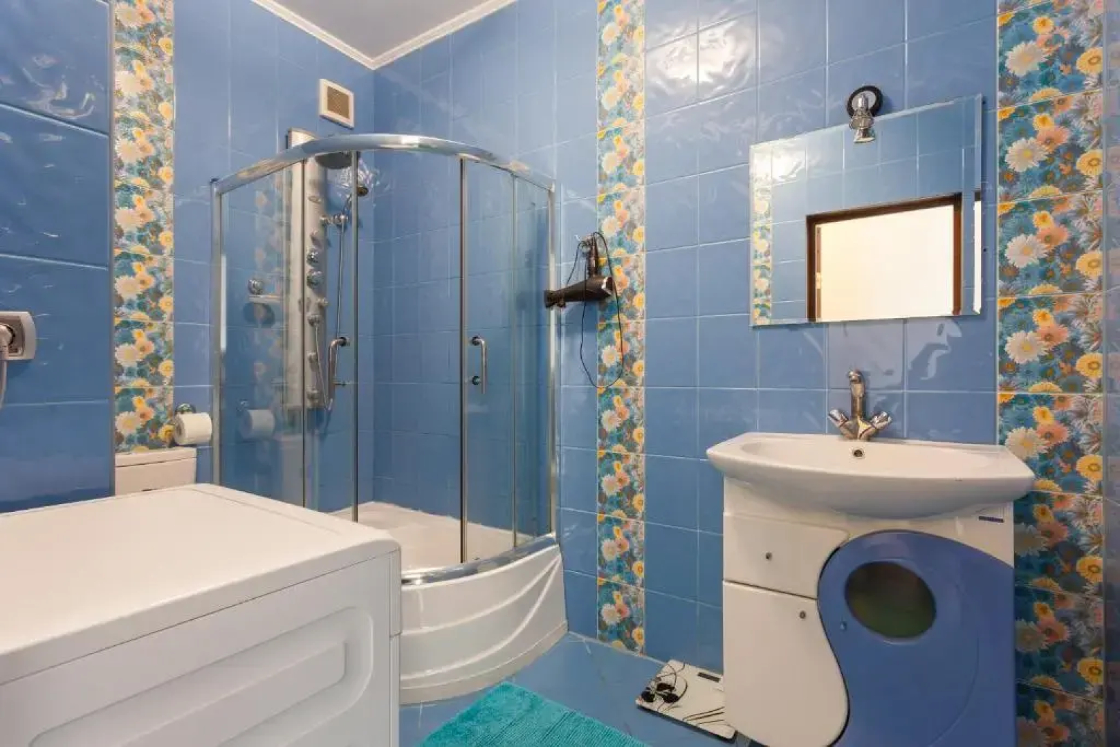 Апартаменты Трёхкомнатный Пентхаус, Южный вокзал,Колибри#27/13