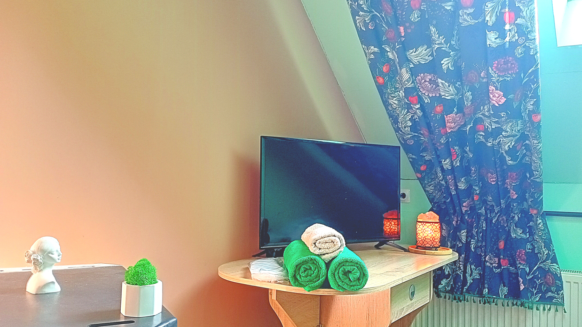 Квартира 2-к  на Берегу Озера с Лебедями