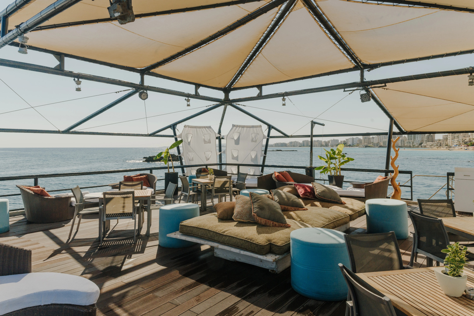 Отель Arkin Palm Beach