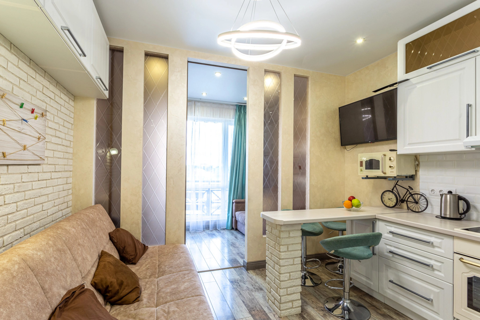 Апартаменты Plaza в Центре Адлера