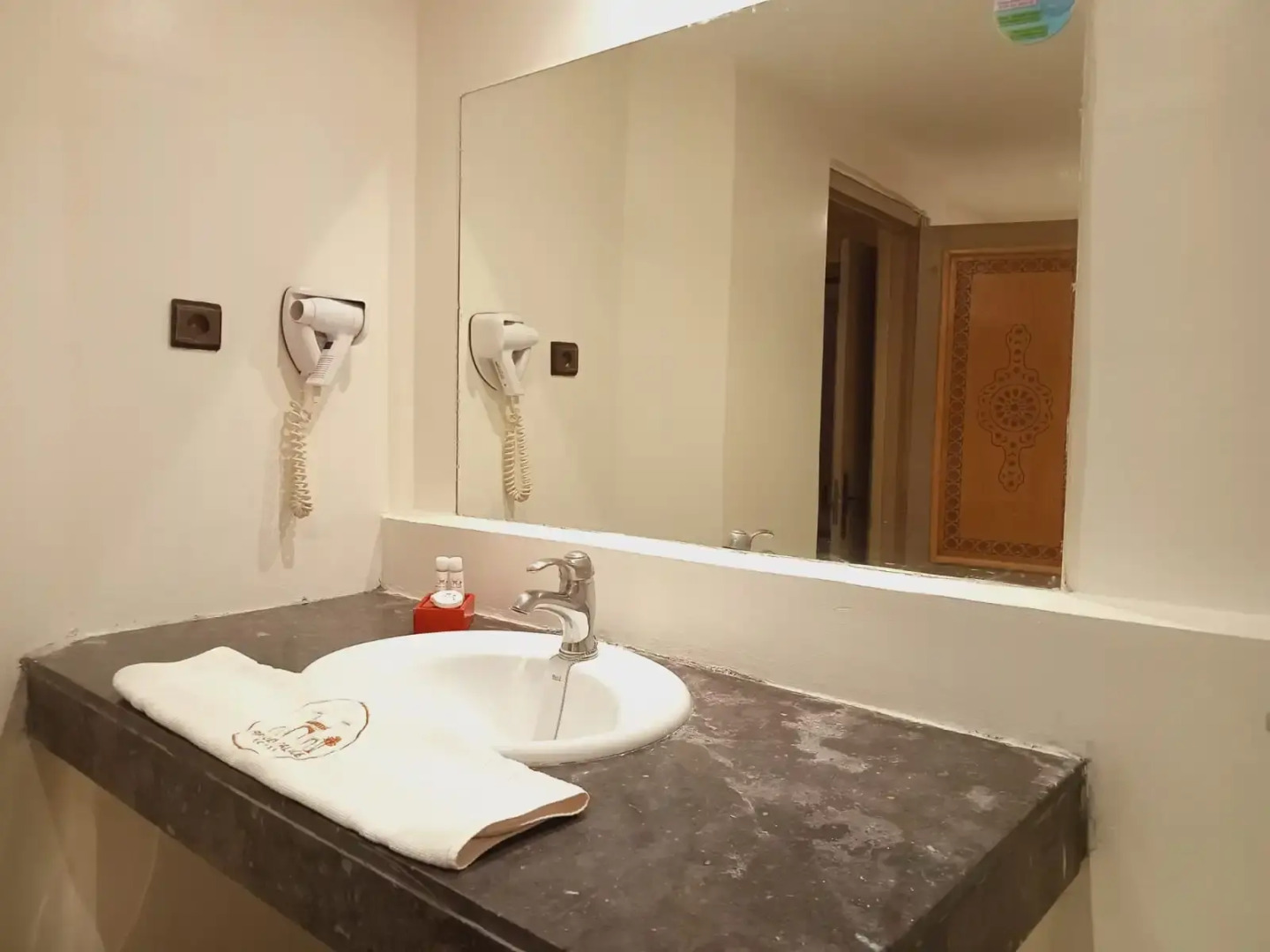 Отель ERFOUD PALACE