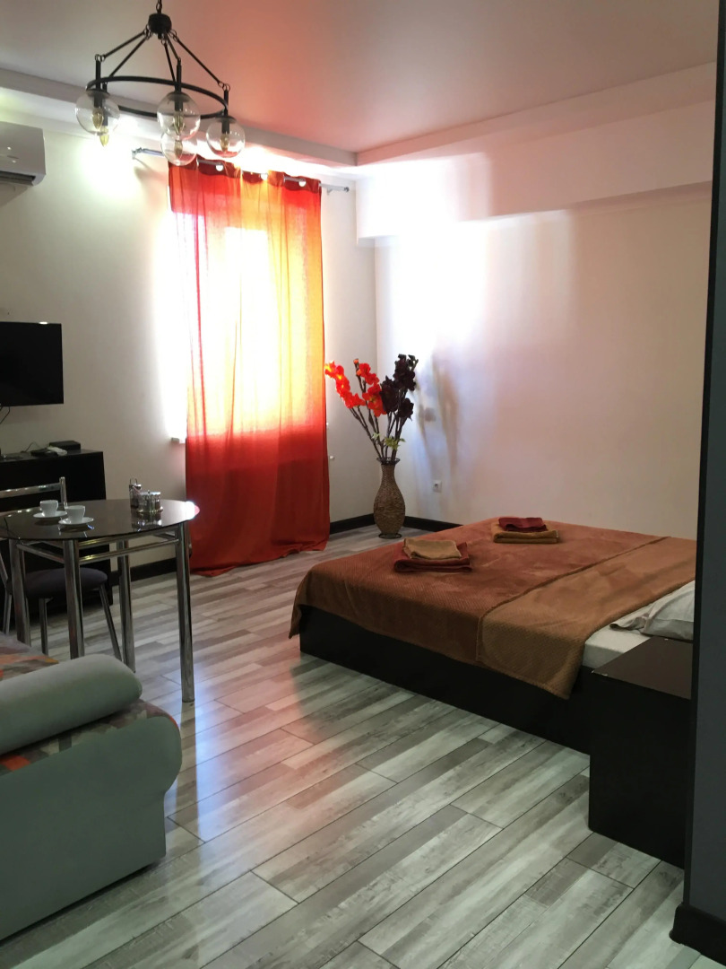 Апартаменты Red Room от Rooms Apartment