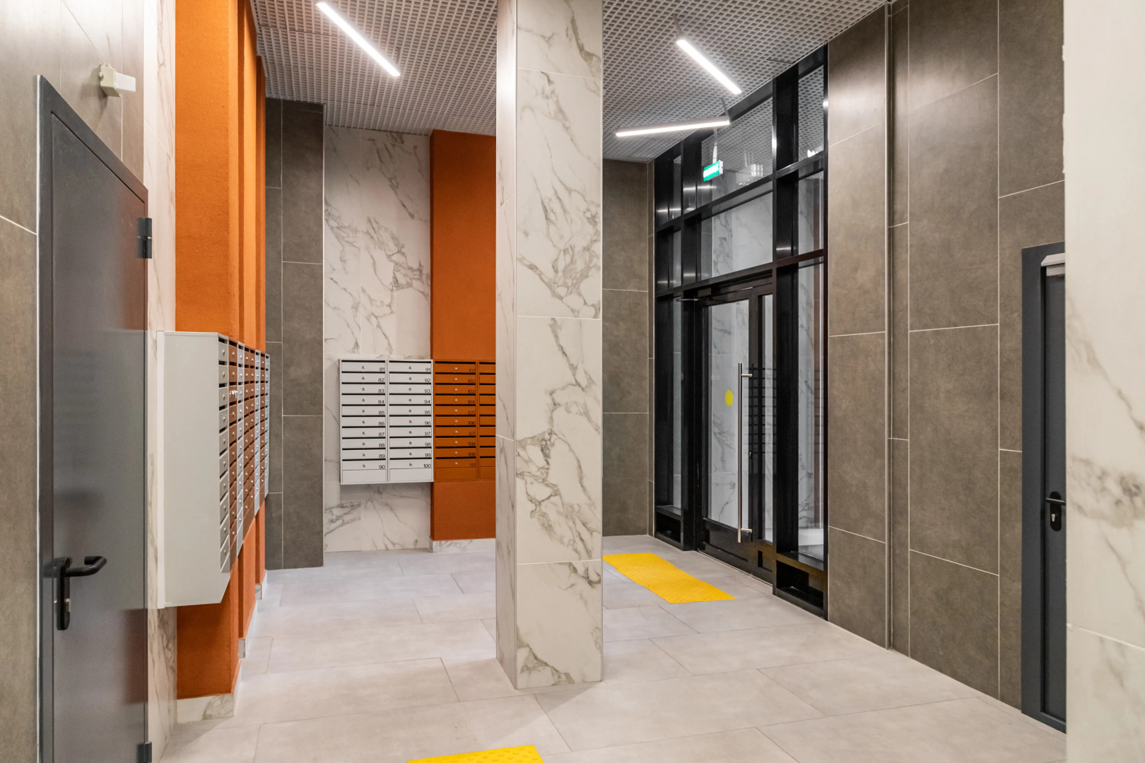 Квартира Moscow Deluxe Apartments Comfy Studio Berzarina