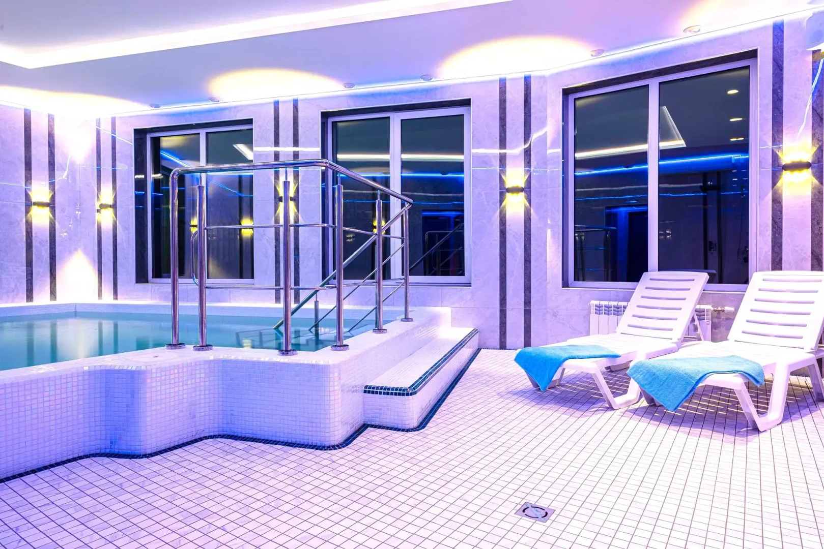 Частный дом Коттеджа с баней и бассейном