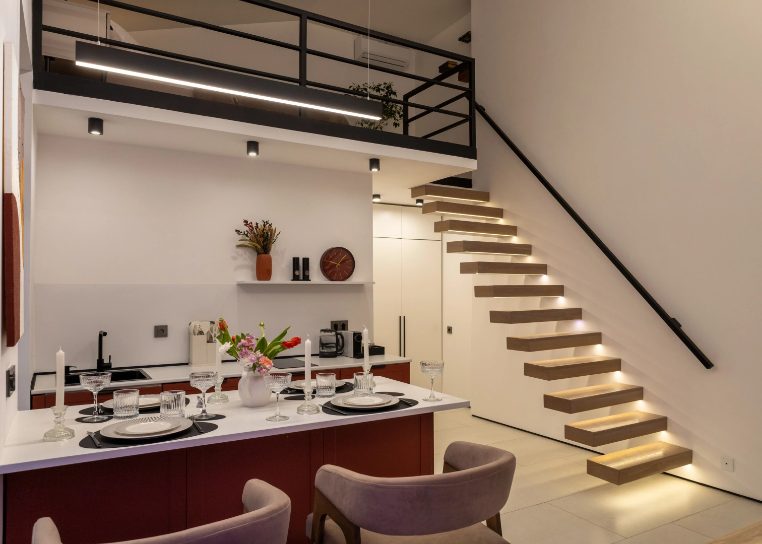 Апартаменты Двухуровневые в центре города R14-Apart