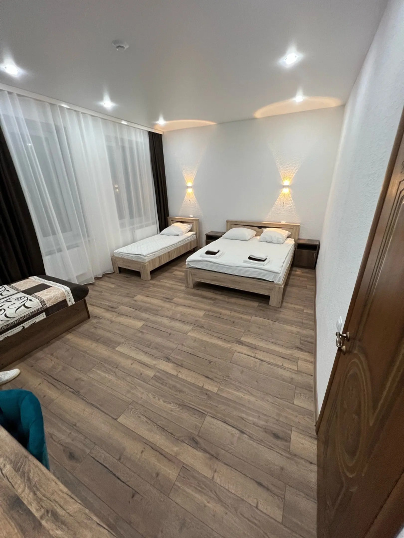 Отель Фараон