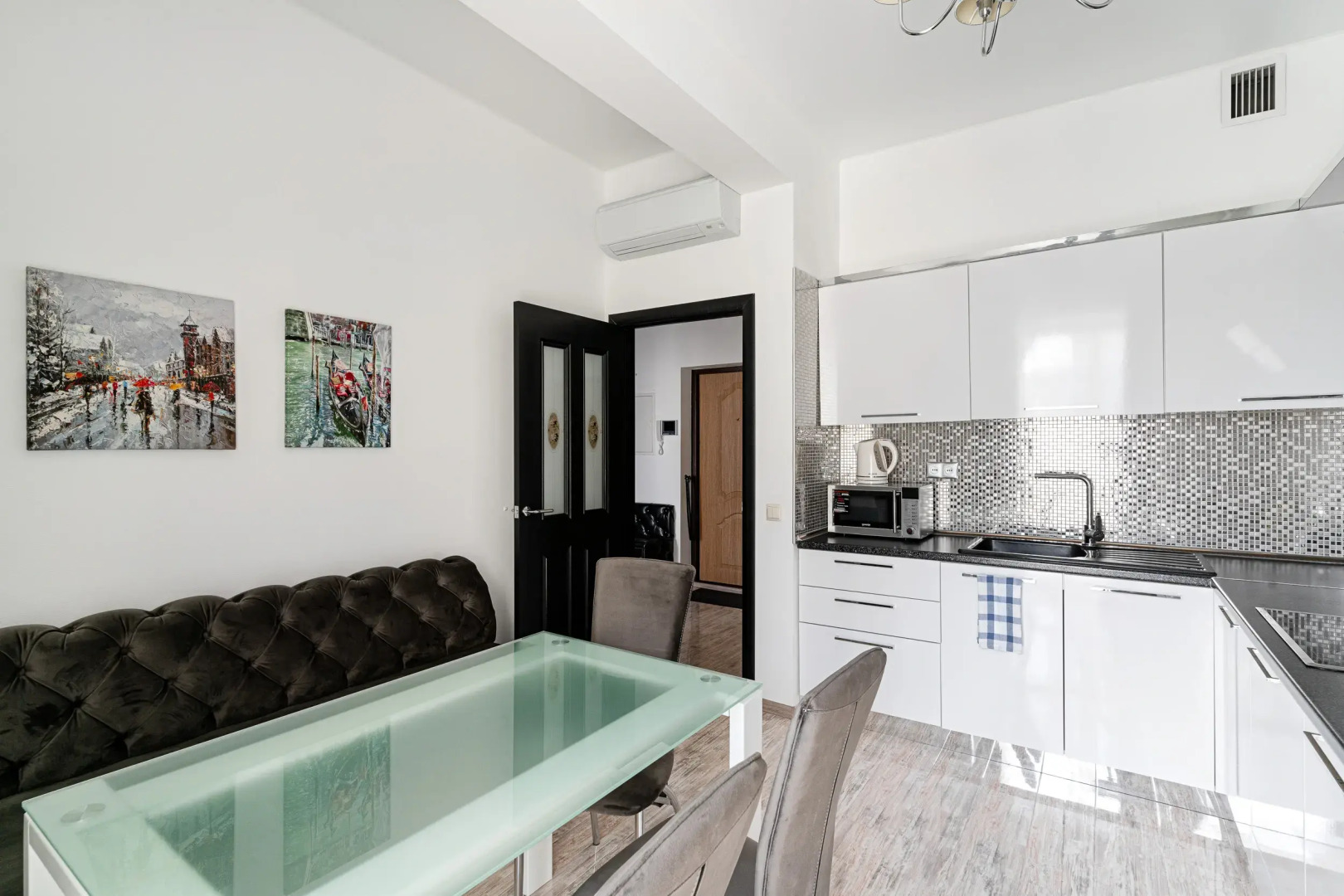 Апартаменты Сибирские номера Однокомнатные с дизайнерским интерьером