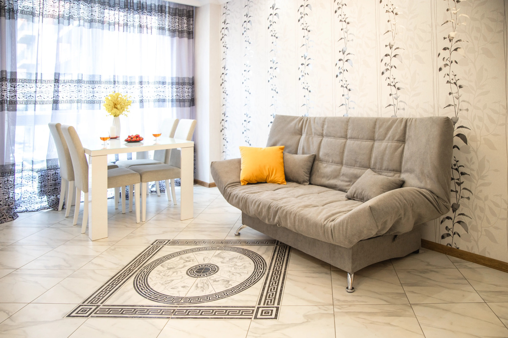 Апартаменты LovelyHome39 Двухкомнатные у Бастиона Грольман