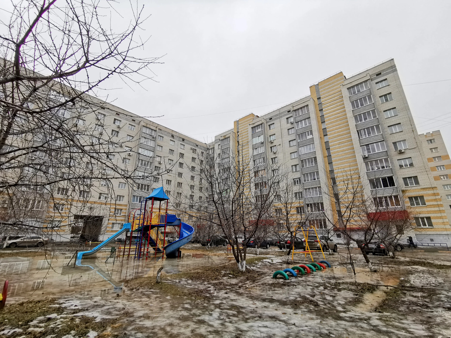 Апартаменты Двухкомнатная квартира с балконом