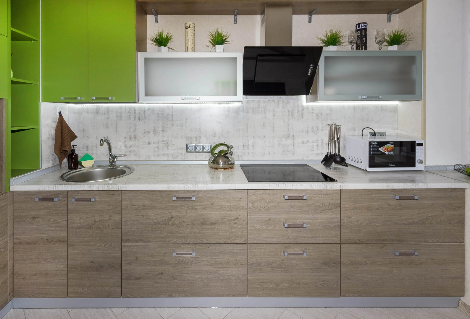 Квартира на Ставровской 1